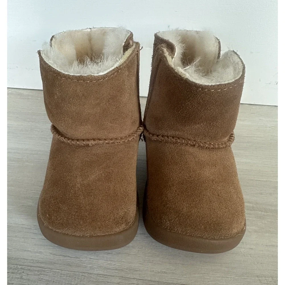 UGG Jesse Suede Boots Toddler Size‎ 2/3 Brown Excellent Sheepskin Lined 1096089I